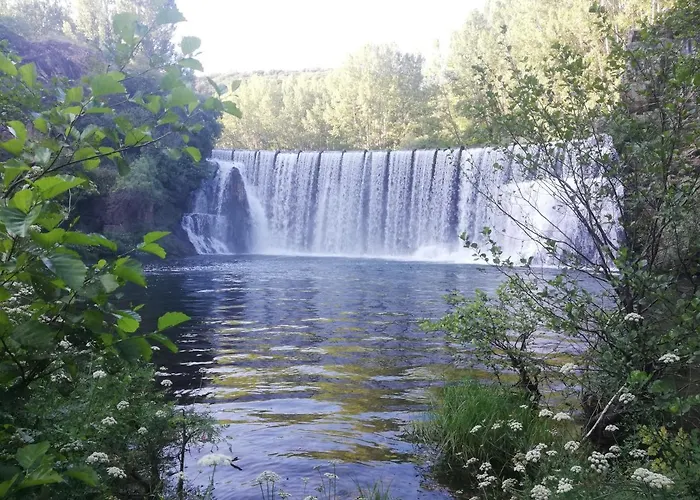 Monteclaro Pensjonat Ponferrada